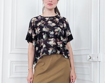 Frida Loose Fit Floral Short Sleeve Huipil Swing Crop Top