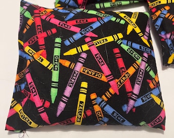Coussin chauffant micro-ondable rempli de billes, motif crayons de couleur