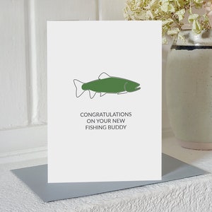 Fishing New Baby Card - Gefeliciteerd met je nieuwe vismaatje. Kaart voor adoptie van nieuwe ouders, grootouders en samengestelde gezinnen. Gemaakt in het VK