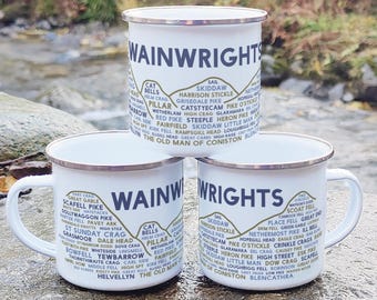 Taza de esmalte de Wainwrights: un regalo para senderistas, diseñada e impresa en el Reino Unido.