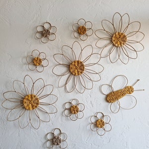 Set of 10 Wall Hanging Basket Flower Daisy Butterfly Boho Wall Decor Cozy Room Decor Wicker Flowers for Kids Room Eco-Friendly Home Decor