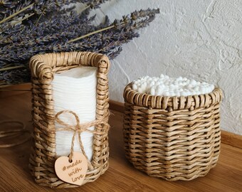 Handgemaakte rieten opbergmanden: boho badkamerdecor
