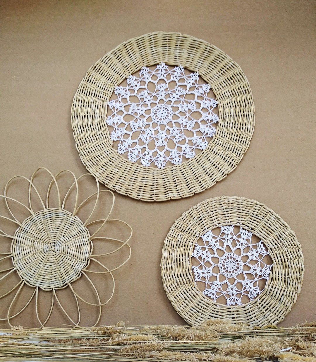 Boho Wicker Wall Basket Set: Decorative Plates, Cozy Room Decor - Etsy