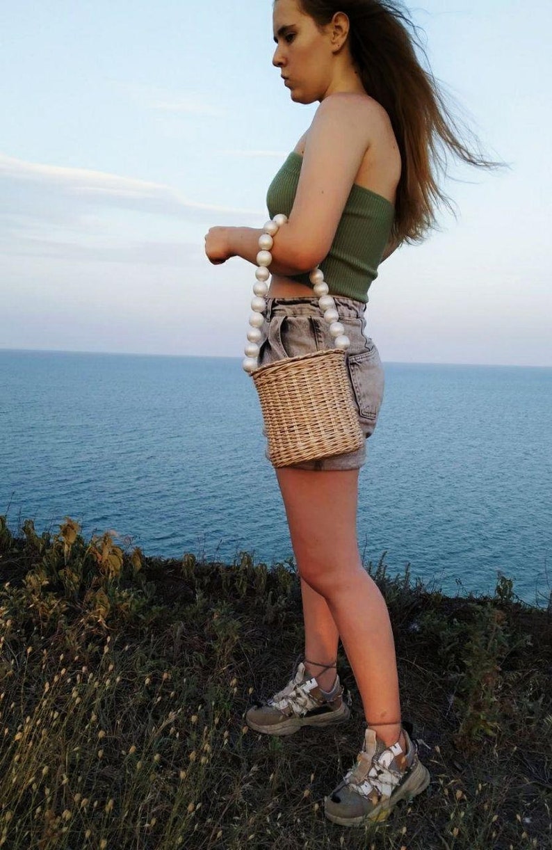 Wicker bag with wooden pearl handle Handbag wicker Summer bag Beach bag Straw bag Jane Birkin basket Fashion bag Stylish wicker bag image 6