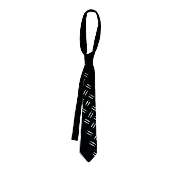 Traanplaat Necktie