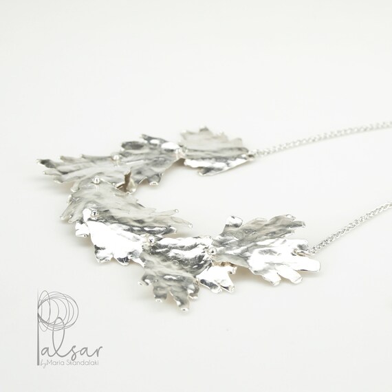 Ciondolo a forma di foglia di quercia in argento sterling / Gioiello unisex ispirato alla natura - Italia