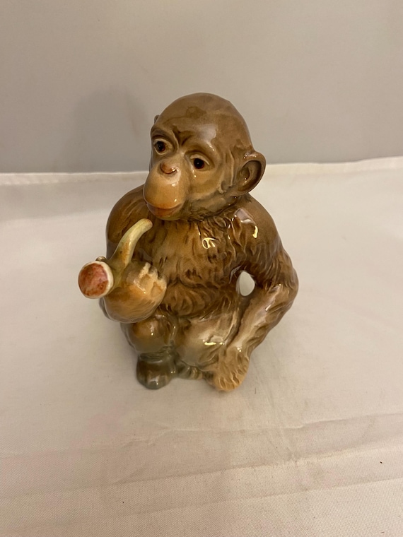 【Beswick ベズウィック】 豚　DANIEL  &MICHAEL　置物 Beswick Chimpanzee - Etsy
