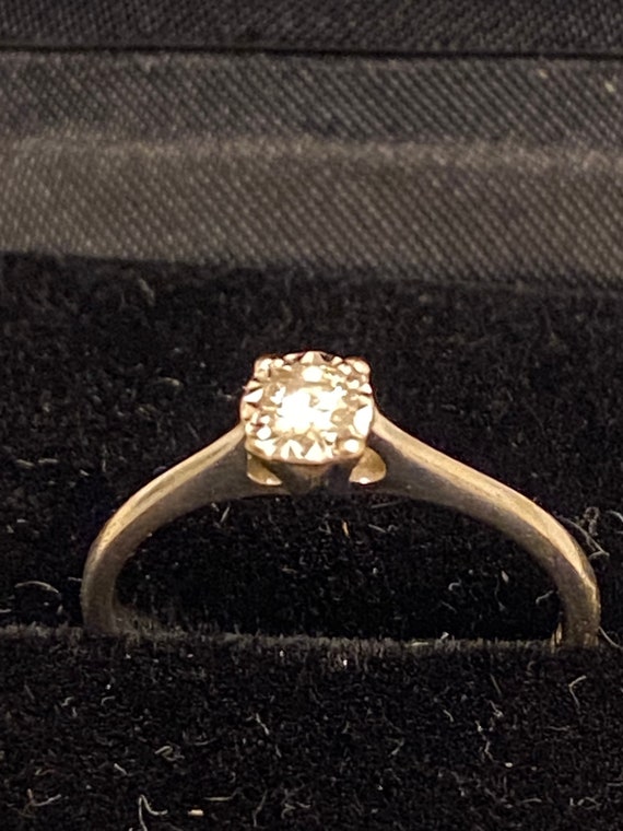 9ct White Gold Diamond Ring - image 1