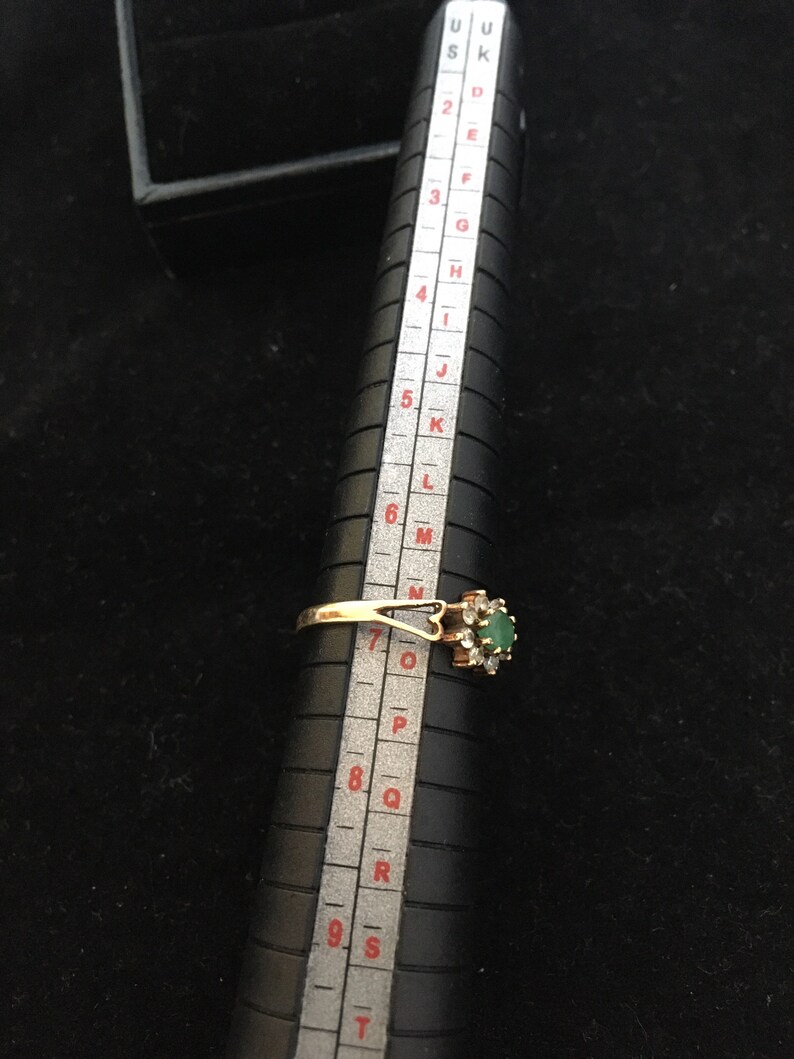 9ct Gold Diamond and Emerald Ring