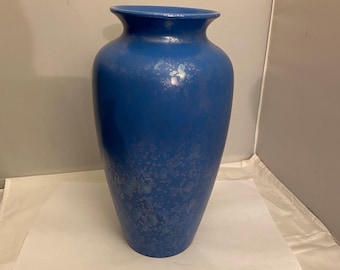 ヴィンテージ プール陶器 デルフィス花瓶 - 燃えるような赤、オレンジ