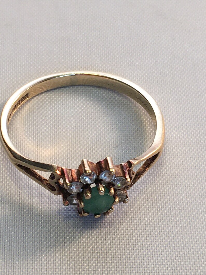 9ct Gold Diamond and Emerald Ring