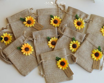 Personalized wedding favors for guests, Sunflower Wedding Favors, Burlap Favor Bags, Rustic Wedding Burlap Bags Favor, Sunflower Party Favor