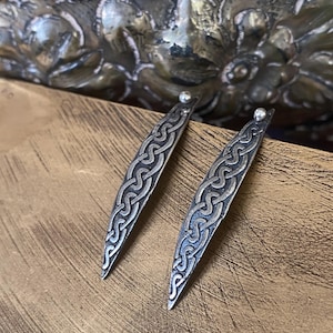 Handmade 999 Sterling Silver Bar Earrings: Turkish Erhani Embossed Design