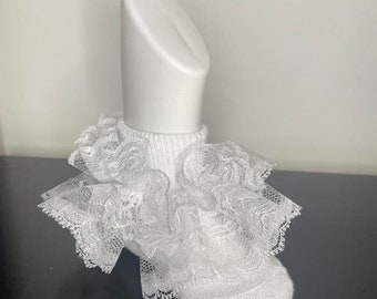 Aniya Rose Lace Ruffle Socks