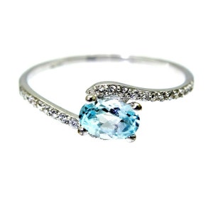 9ct 9k White Gold Blue Topaz Ring Size 6 - L 1/2