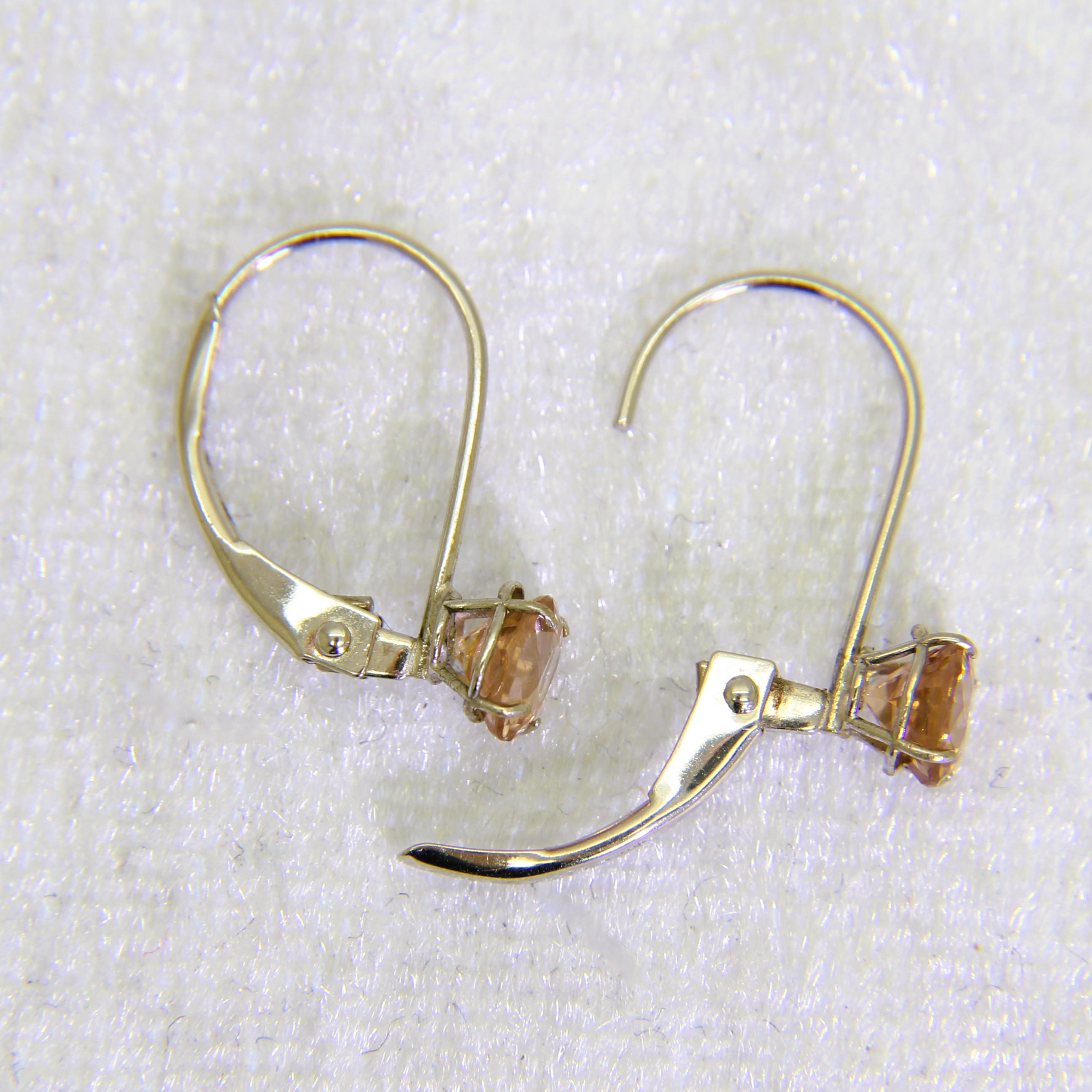 Boucles D'oreilles Goutte En Or Blanc 14 Carats Avec Zirconium Cubique - Marque Walter Bauman - Occasion