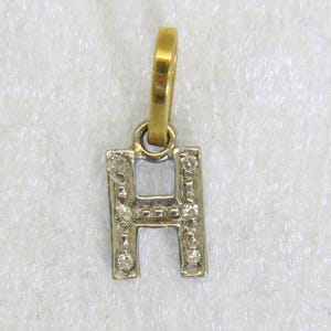 Pingente inicial de diamante natural em ouro amarelo 9k 9ct letra H
