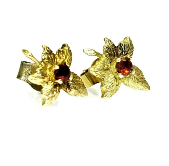 Vintage 9ct 9k Gold Garnet Maple Leaf Stud Earrin… - image 5