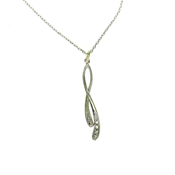 9ct gold Diamond infinity pendant 9ct gold Diamond infinity pendant