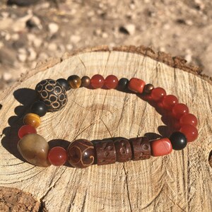 Red Indigo Wood I | Matte onyx, Tigers eye, Carnelian, Agate, Jasper, Copper