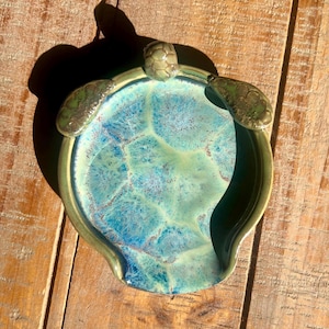 Handmade Turtle Spoon Rest with Unique Blue/Green Shell Pattern Glaze - Ocean-Themed Ceramic Kitchen Decor