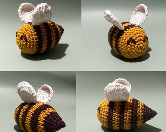 Bee-lightful bumblebee crochet pattern | US and UK terms