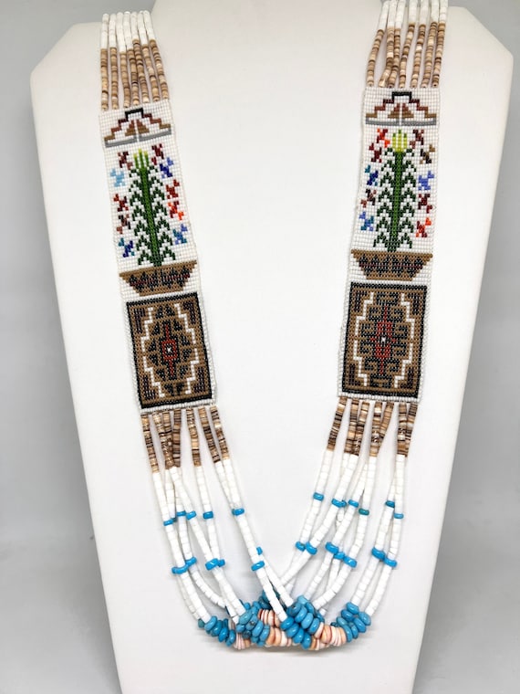Beautiful multi-coloured beaded Long Native Ameri… - image 2