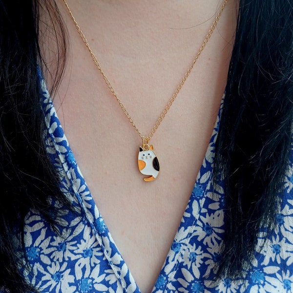 Calico Cat Necklace, Cat Lover Jewellery, Cat Mum Gift, Calico Cat Charm Necklace, Cat Mom Gift, Tri Colour Cat Jewellery, Cat Lady Necklace