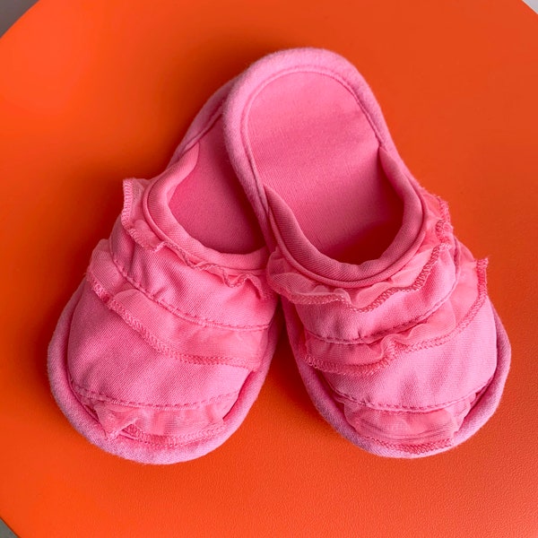 Vintage Rare Mod Pink Ruffle Slippers Approx Size 7.5-8.5