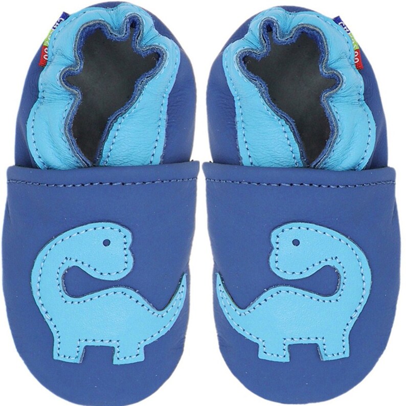 MEILLEURES VENTES Carozoo bébé semelle souple bébé enfant intérieur cuir chaussures pantoufles chaussettes butin fille garçon cuir cuir dinosaur blue