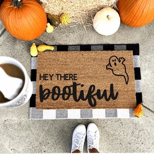 Hey there bootiful doormat, funny doormat, witch doormat, Halloween doormat, fall doormat, ghost doormat