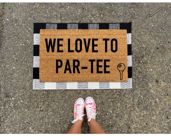 We love to par - tee golf doormat Funny Doormat, cute doormat, Home Decor, doormats, welcome mat