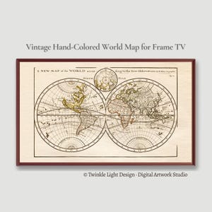 Puede incluir: Un mapa del mundo vintage enmarcado y coloreado a mano, con dos proyecciones circulares del globo. El mapa incluye el texto "A NEW MAP of the WORLD" y "NORTH" y "POLE". El marco es de color marrón rojizo oscuro. El texto "Vintage Hand-Colored World Map for Frame TV" está en la parte superior.