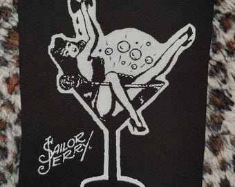 Cocktail Pinup Girl