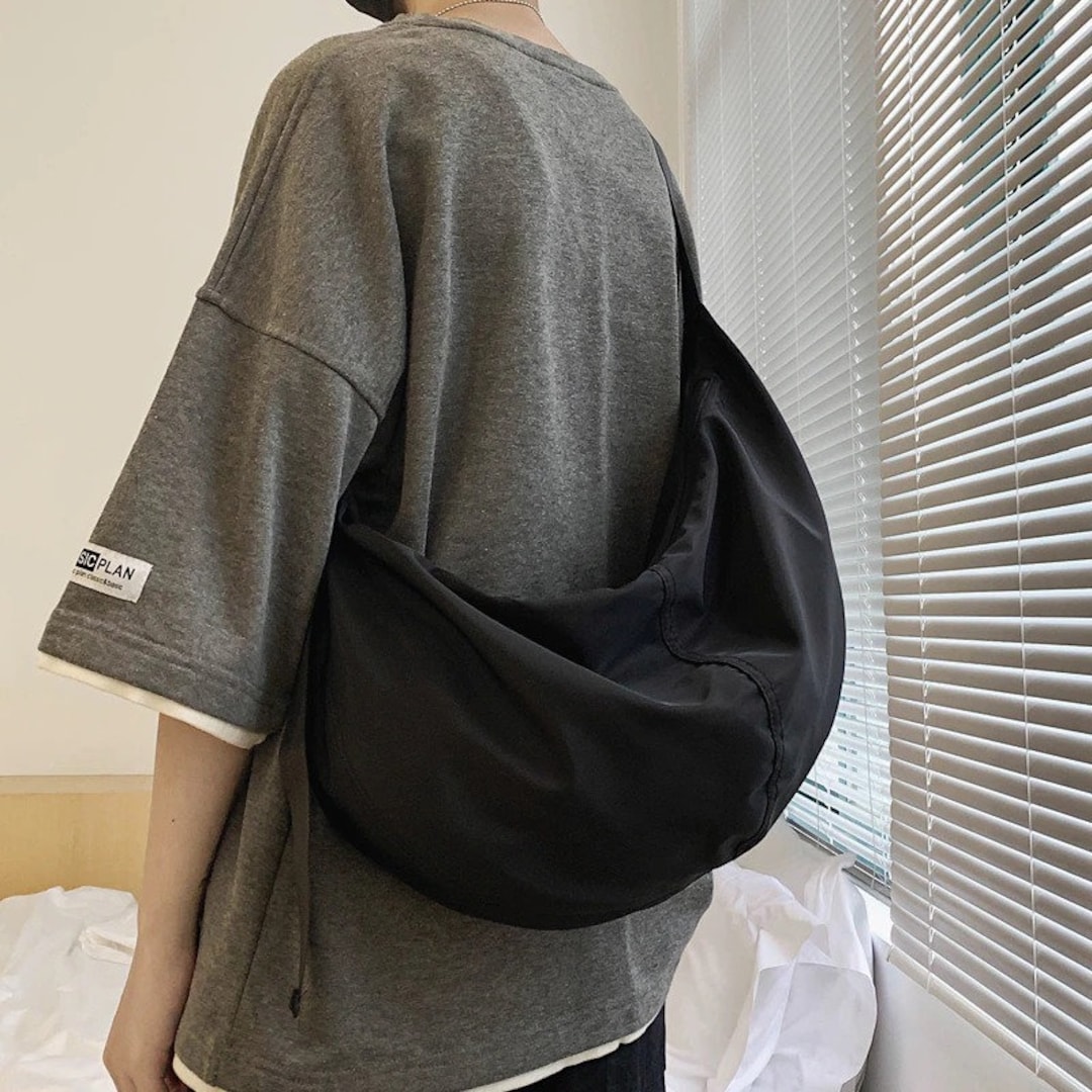 Messenger Bag Men's Harajuku Style Retro Simple Dumpling Bag Literary ...