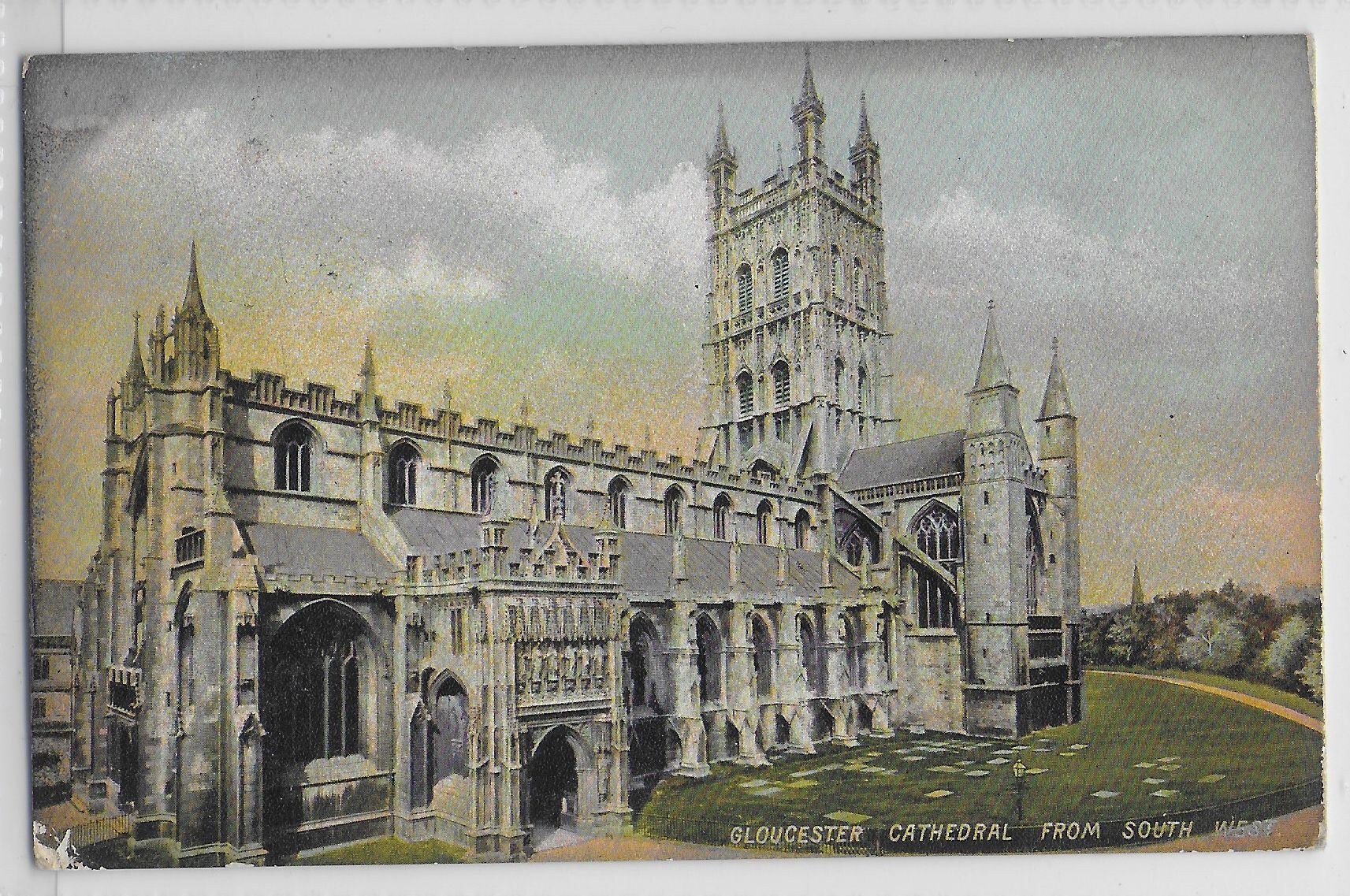 Image of 1907 Gloucester Catherdral, From South Wing - Vintage Postcard