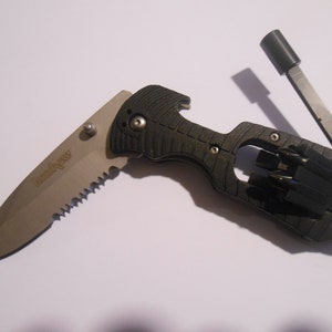 New Kershaw 1920 Select Fire Knife Multi-Tool Screw Driver with Bits Black