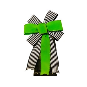 Black White Bow, St. Patrick’s Day Decor, Wreath Bows, Cabana Stripe Ribbon, Black White Decor, Porch Decor, ATouchOfFaithShop