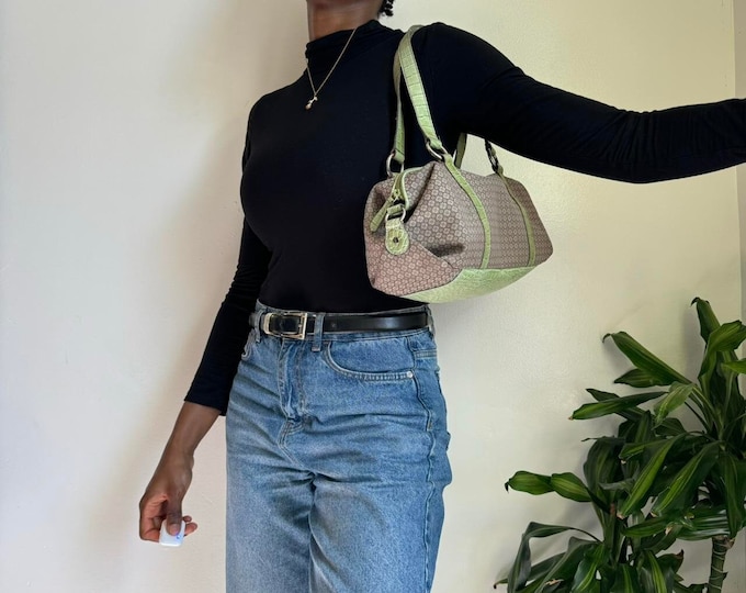 Vintage Y2K coquette shoulder bag