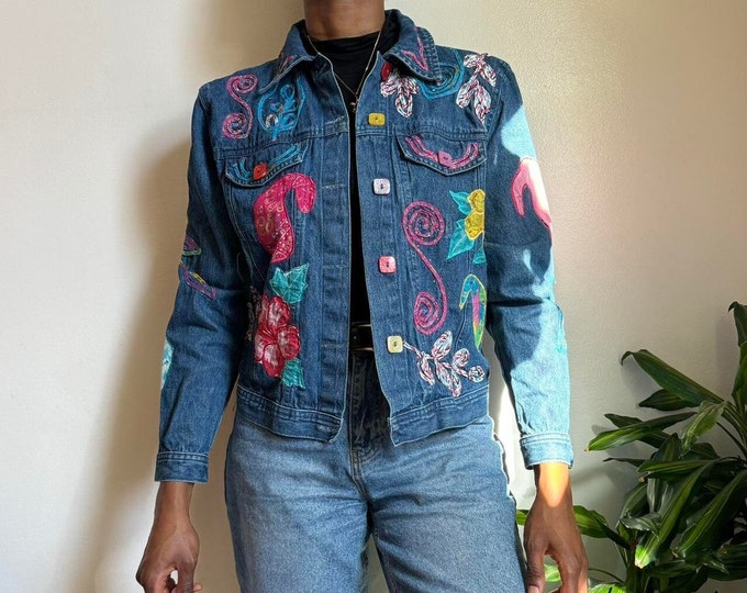 Vintage button down long sleeves floral denim shirt