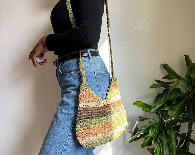 Vintage mini braided woven shoulder/cross body bag