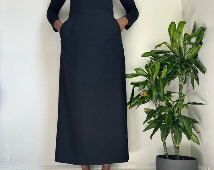 Vintage 100% Wool minimalist black straight midi skirt