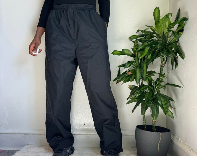 Vintage Classic unisex black trackpants