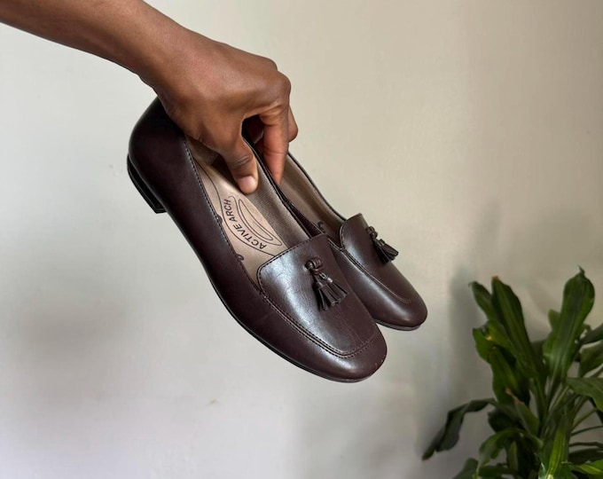Vintage Active Arch women Brown tassel loafers shoes size 7.5M