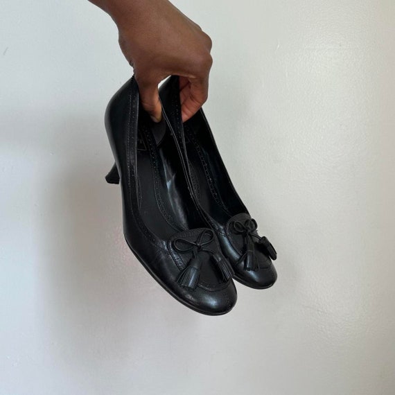 Vintage upper leather loafer heels in black - image 1