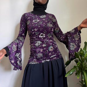 Vintage Bell sleeves velvet top with Purple floral details