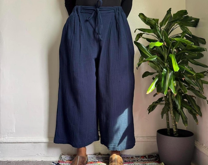 Vintage relaxed fit wide legs navy paperbag pants M/L