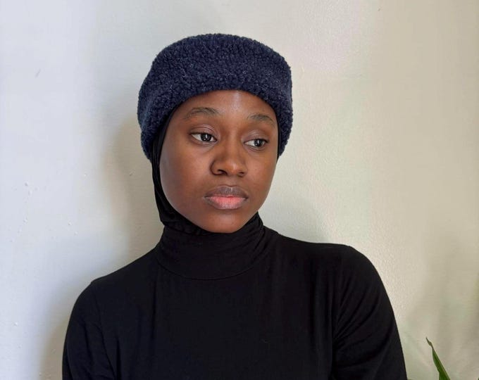 Vintage unisex navy fleece bucket/beanie hat one size