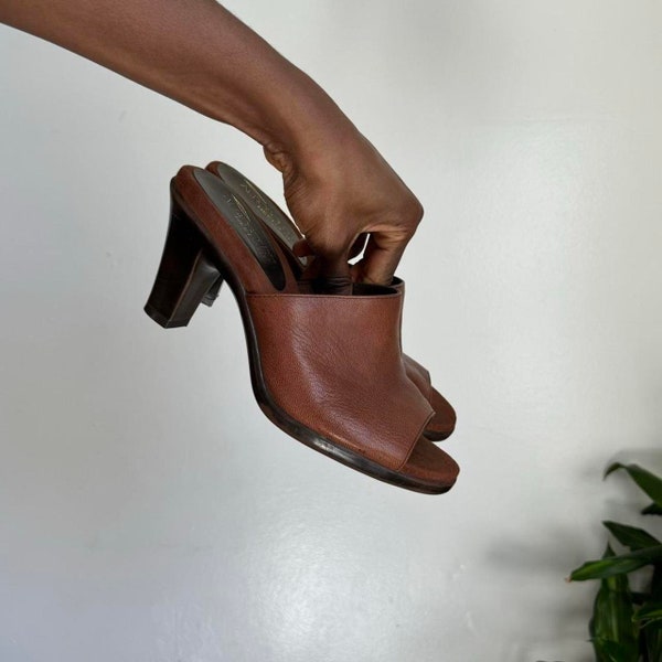 Vintage brown slip on-pee toes block heels leather upper sandals