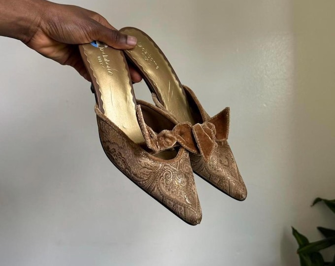 Vintage gold/beige Floral Spike Heels with Bow Detail